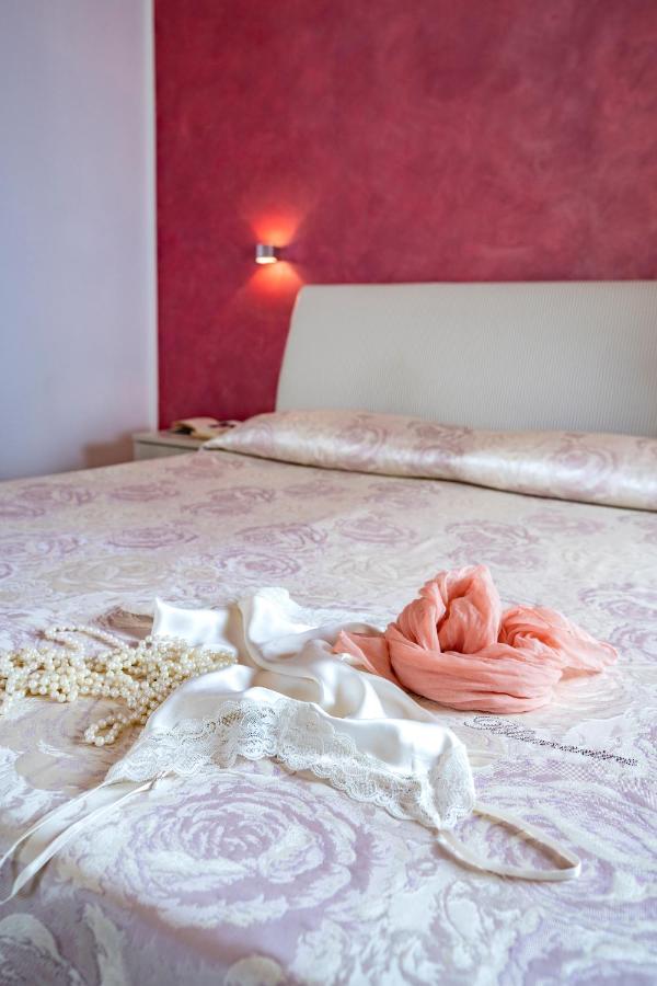 B&B Pietre Preziose Castelluzzo Extérieur photo